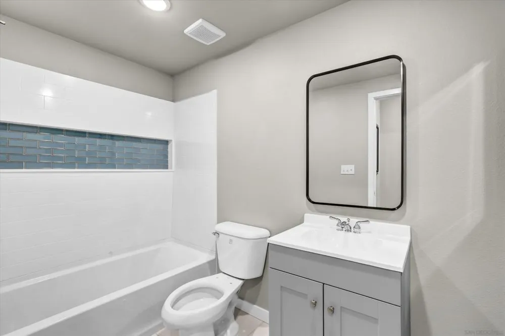 275 S Worthington St #123 Spring Valley, CA 91977