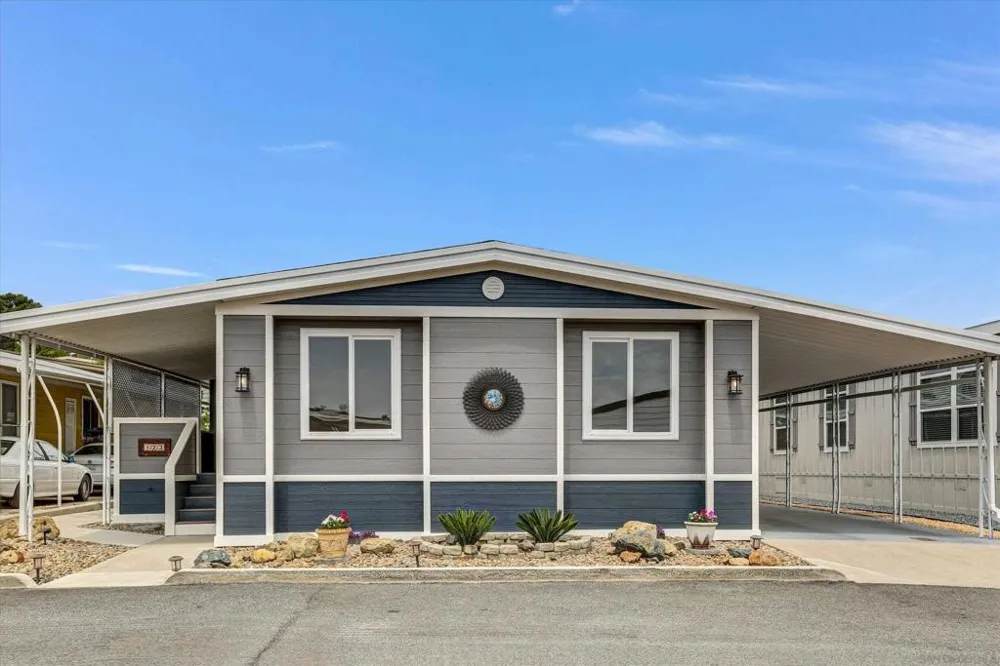 275 S Worthington St #123 Spring Valley, CA 91977