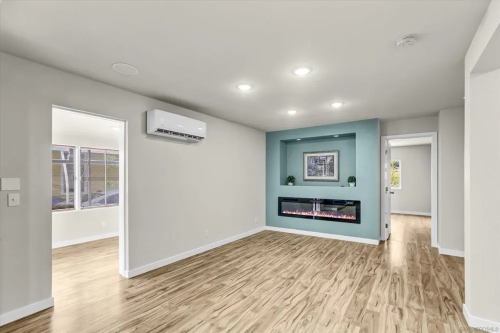 275 S Worthington St #123 Spring Valley, CA 91977
