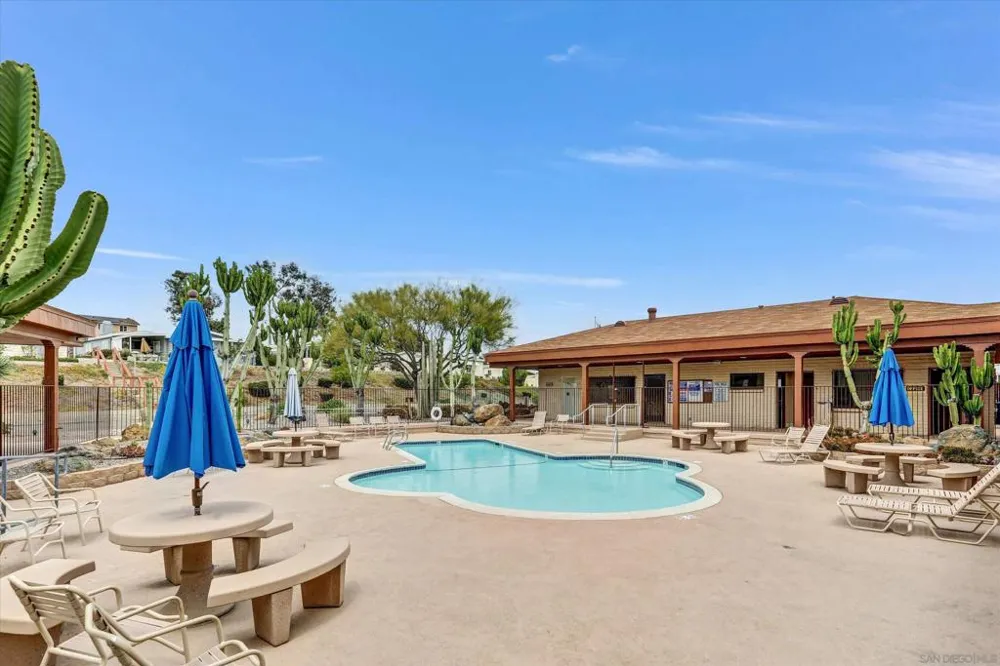275 S Worthington St #123 Spring Valley, CA 91977