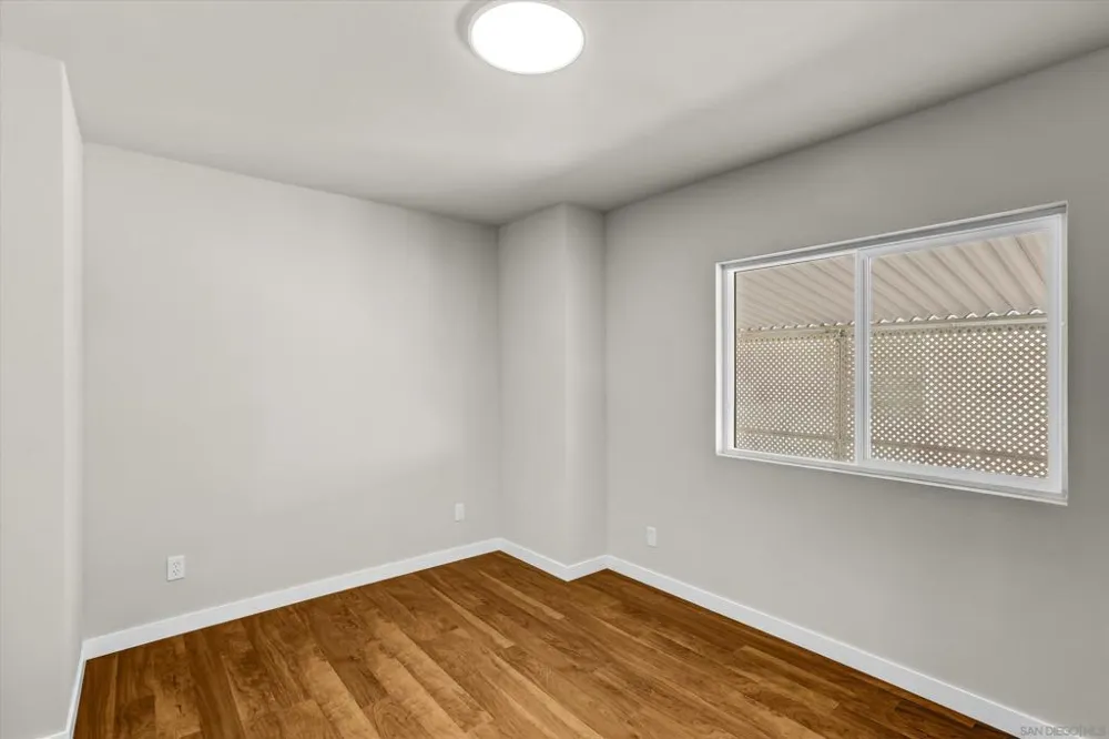 275 S Worthington St #123 Spring Valley, CA 91977