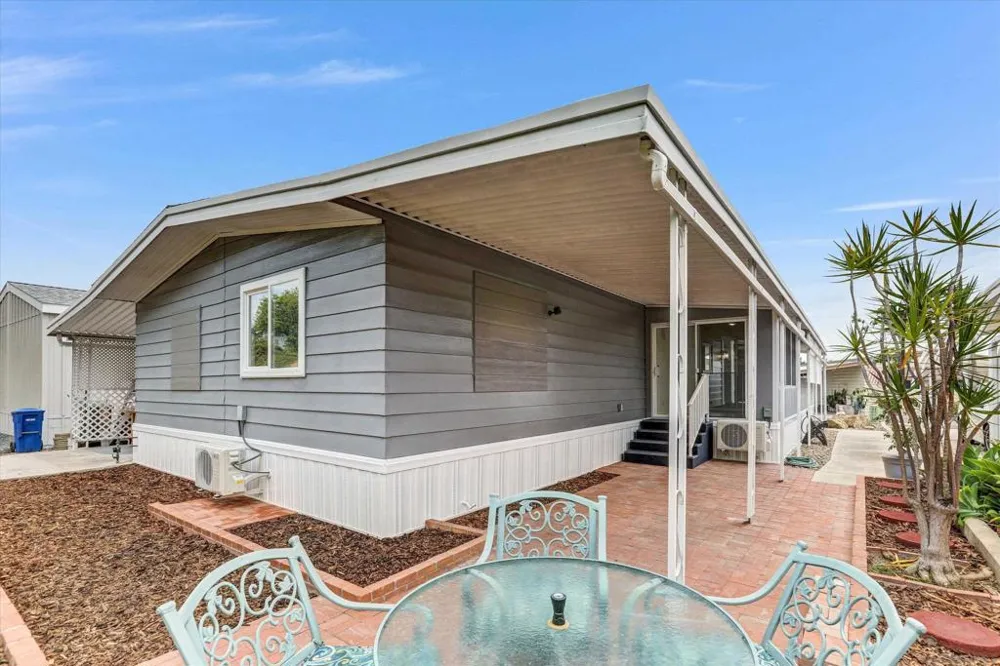 275 S Worthington St #123 Spring Valley, CA 91977