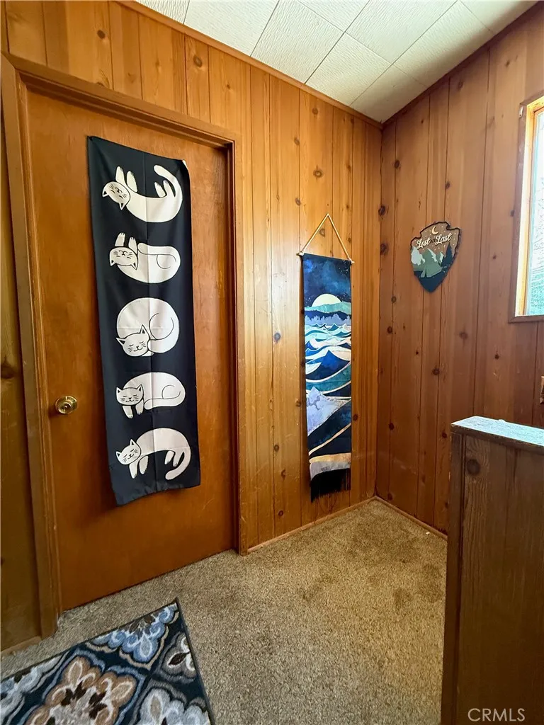 785 County (AROSA) Drive Crestline, CA 92325
