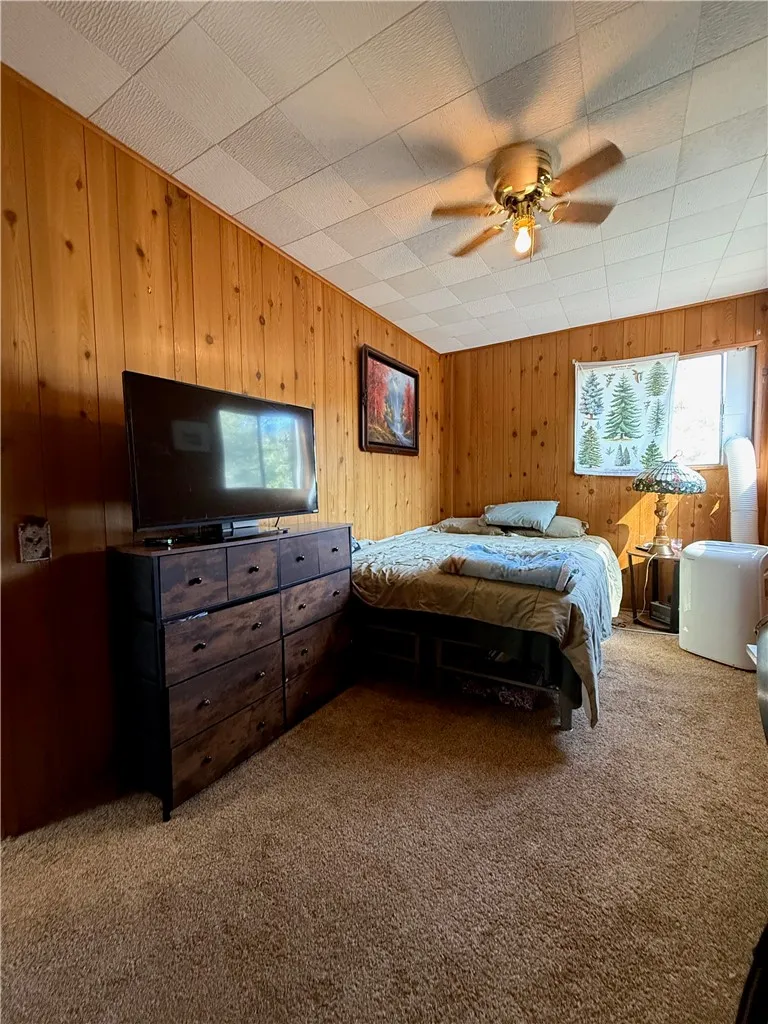 785 County (AROSA) Drive Crestline, CA 92325