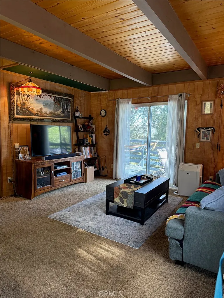 785 County (AROSA) Drive Crestline, CA 92325