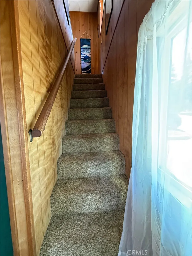 785 County (AROSA) Drive Crestline, CA 92325