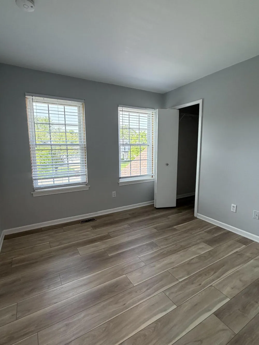4101 Rolling Meadow Lane Ypsilanti, MI 48197