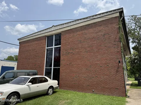 506 William Street