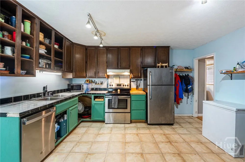 340 Roberts Road Athens, GA 30606