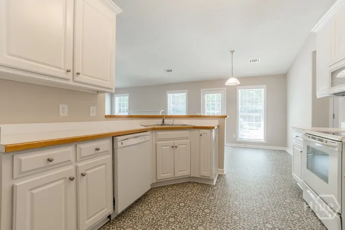 1420 Jefferson Walk Circle Jefferson, GA 30549