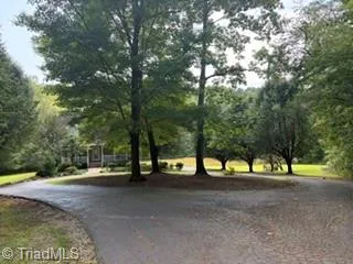 7620 Grapevine Road Lewisville, NC 27023