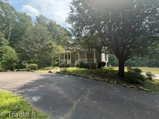 7620 Grapevine Road Lewisville, NC 27023