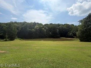7620 Grapevine Road Lewisville, NC 27023