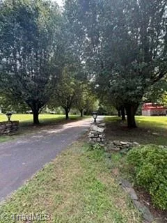 7620 Grapevine Road Lewisville, NC 27023