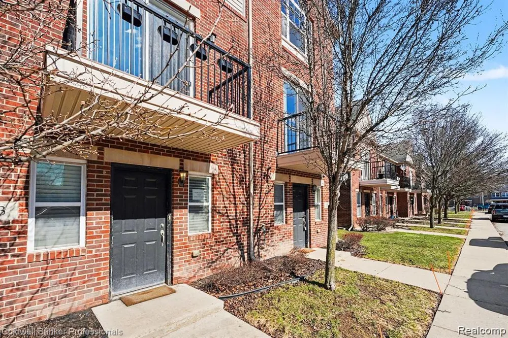 273 E Palmer Street Detroit City, MI 48202