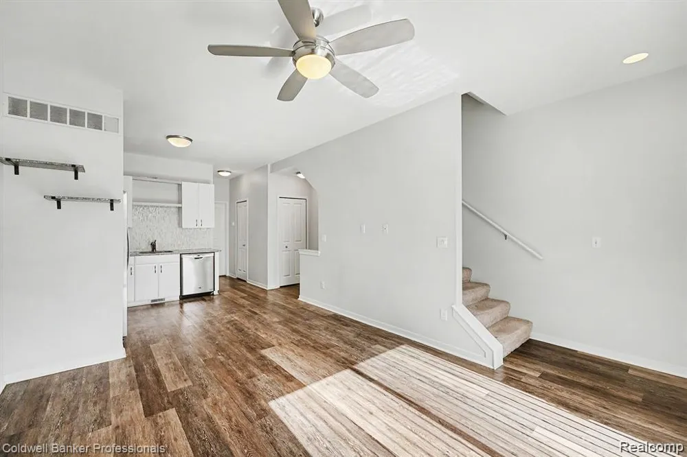 273 E Palmer Street Detroit City, MI 48202