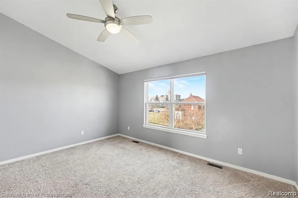 273 E Palmer Street Detroit City, MI 48202