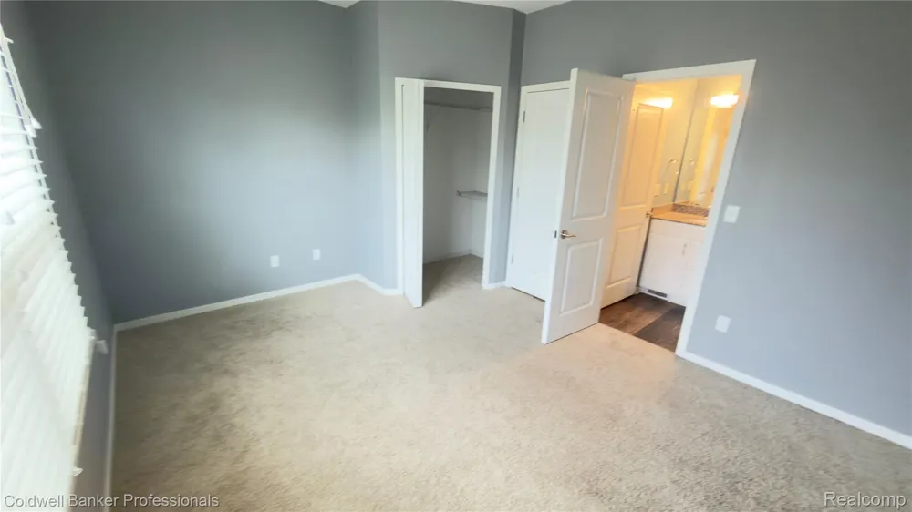 273 E Palmer Street Detroit City, MI 48202