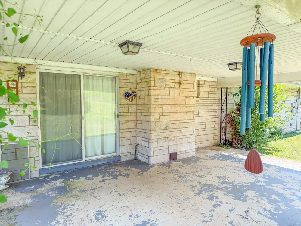2709 Columbia Hwy Pulaski, TN 38478