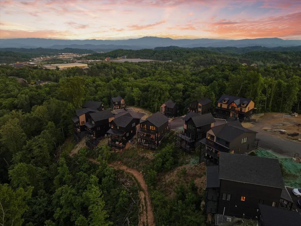 511 New Venture Way Way #36 Sevierville, TN 37876