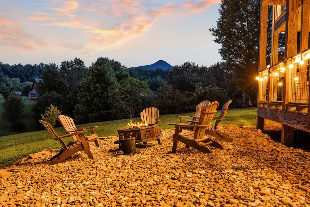 3598 Sugar Tree Drive Sevierville, TN 37862