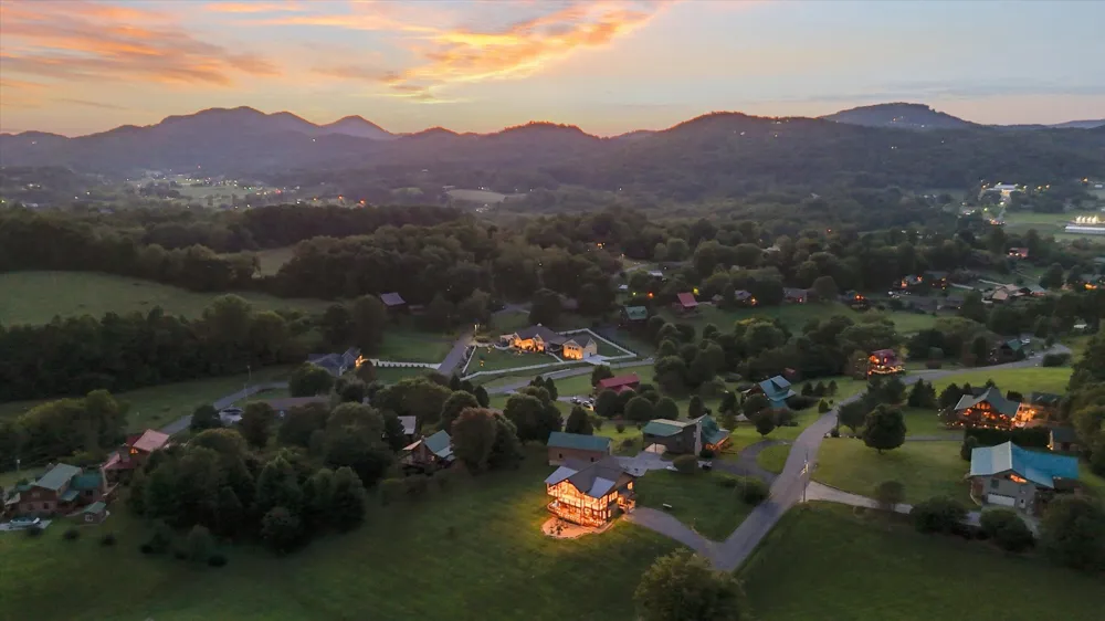 3598 Sugar Tree Drive Sevierville, TN 37862