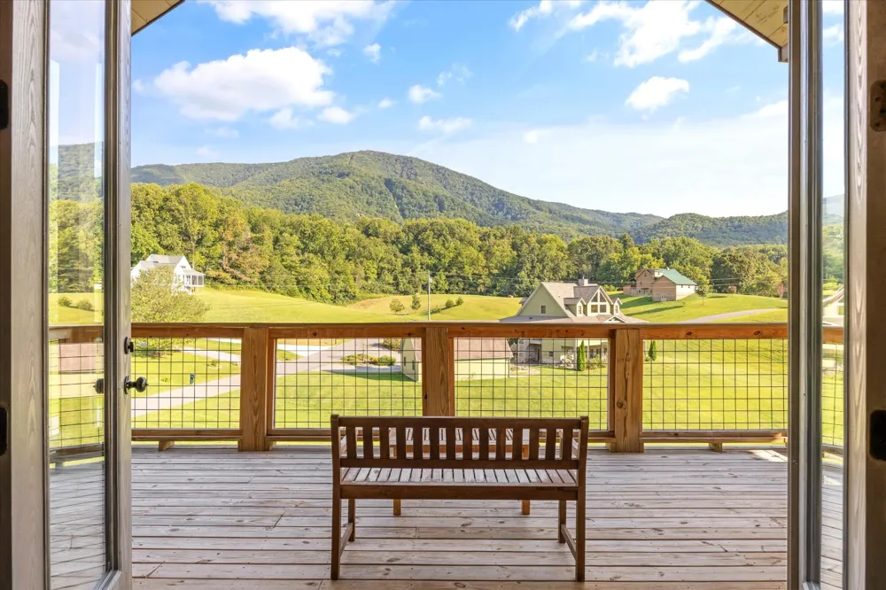 3598 Sugar Tree Drive Sevierville, TN 37862