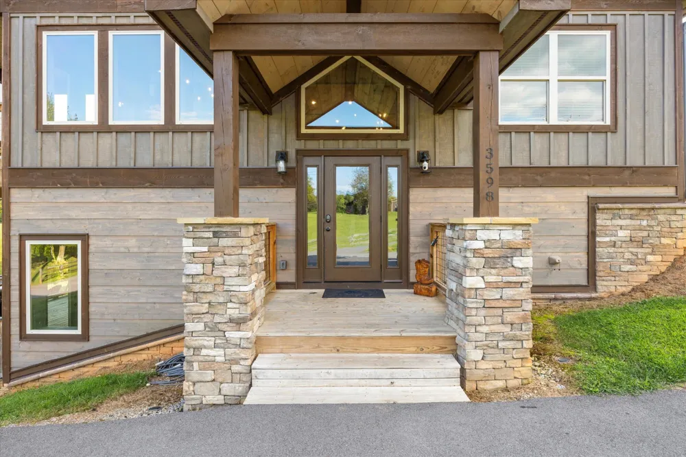 3598 Sugar Tree Drive Sevierville, TN 37862
