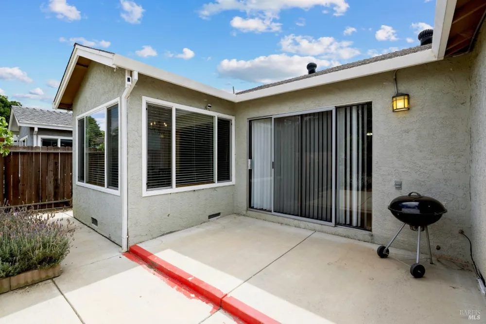 2924 Redwood Drive Fairfield, CA 94533