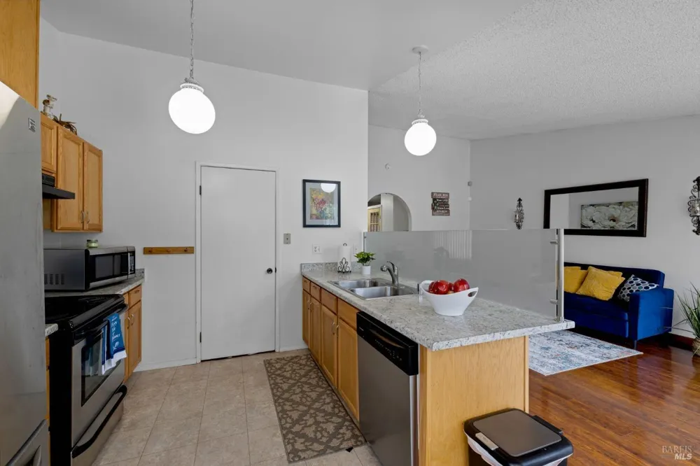 2924 Redwood Drive Fairfield, CA 94533