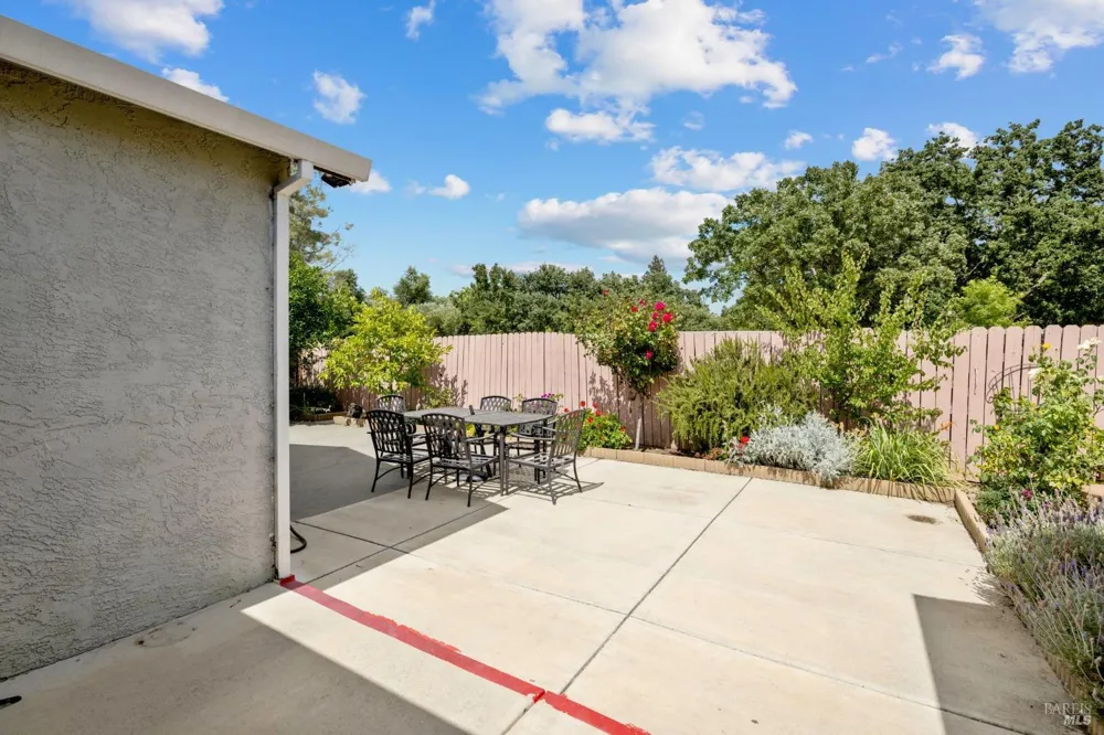 2924 Redwood Drive Fairfield, CA 94533