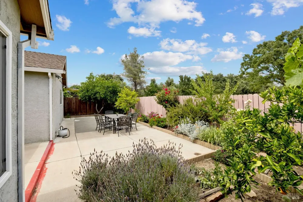 2924 Redwood Drive Fairfield, CA 94533