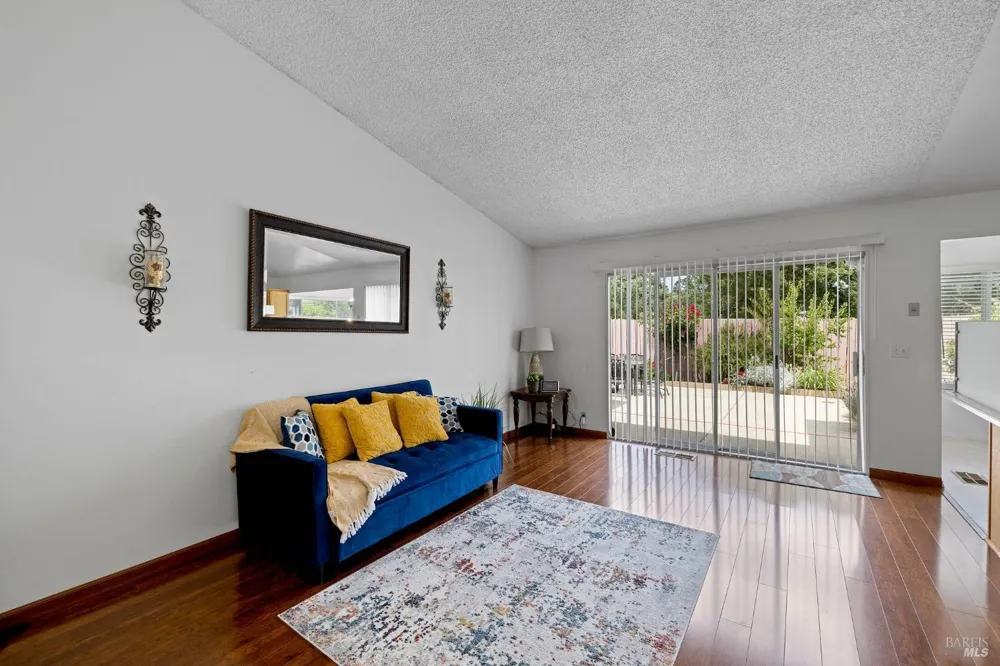 2924 Redwood Drive Fairfield, CA 94533