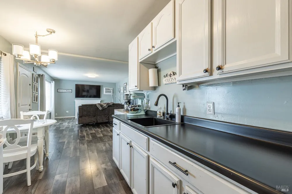 308 S Mcdowell Boulevard Petaluma, CA 94954