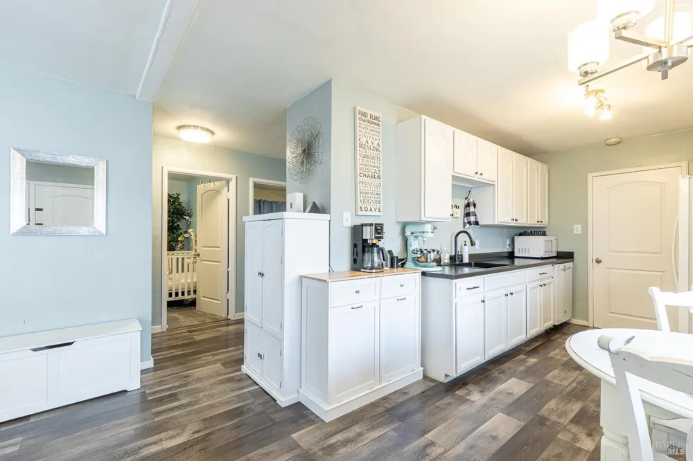 308 S Mcdowell Boulevard Petaluma, CA 94954
