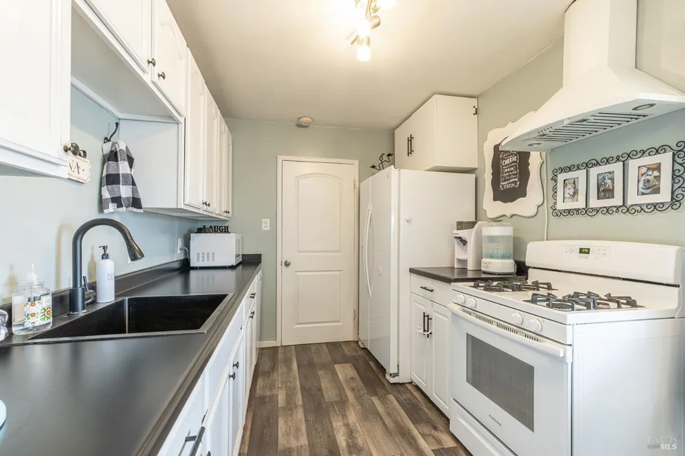 308 S Mcdowell Boulevard Petaluma, CA 94954