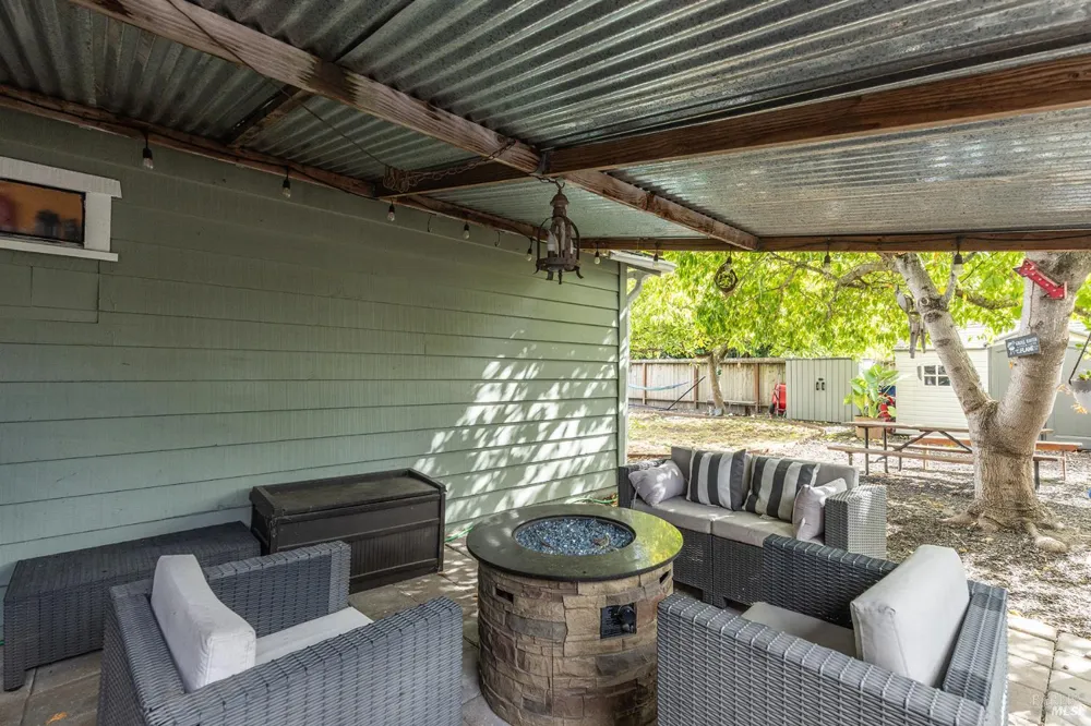 308 S Mcdowell Boulevard Petaluma, CA 94954