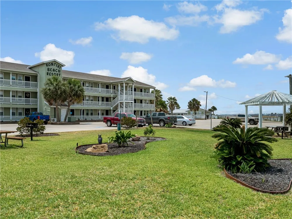 2290 Fulton Beach Rd #319 Rockport, TX 78382