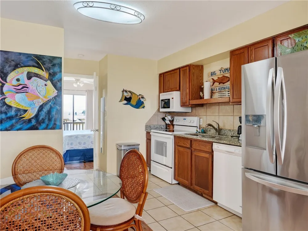 2290 Fulton Beach Rd #319 Rockport, TX 78382