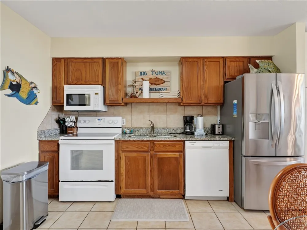 2290 Fulton Beach Rd #319 Rockport, TX 78382
