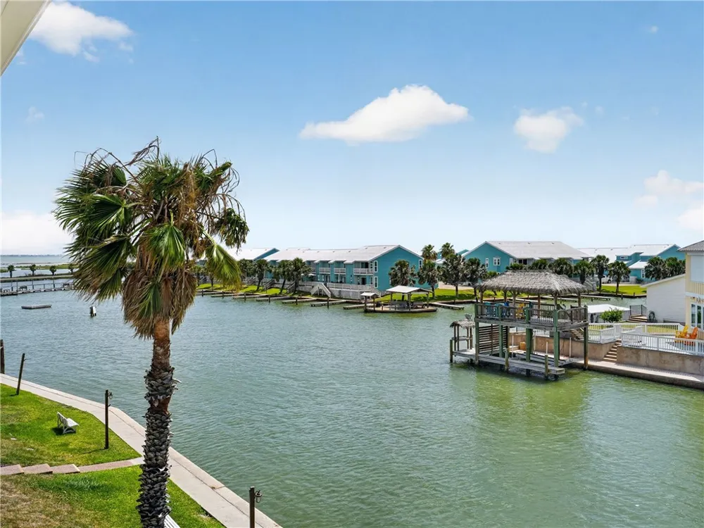 2290 Fulton Beach Rd #319 Rockport, TX 78382