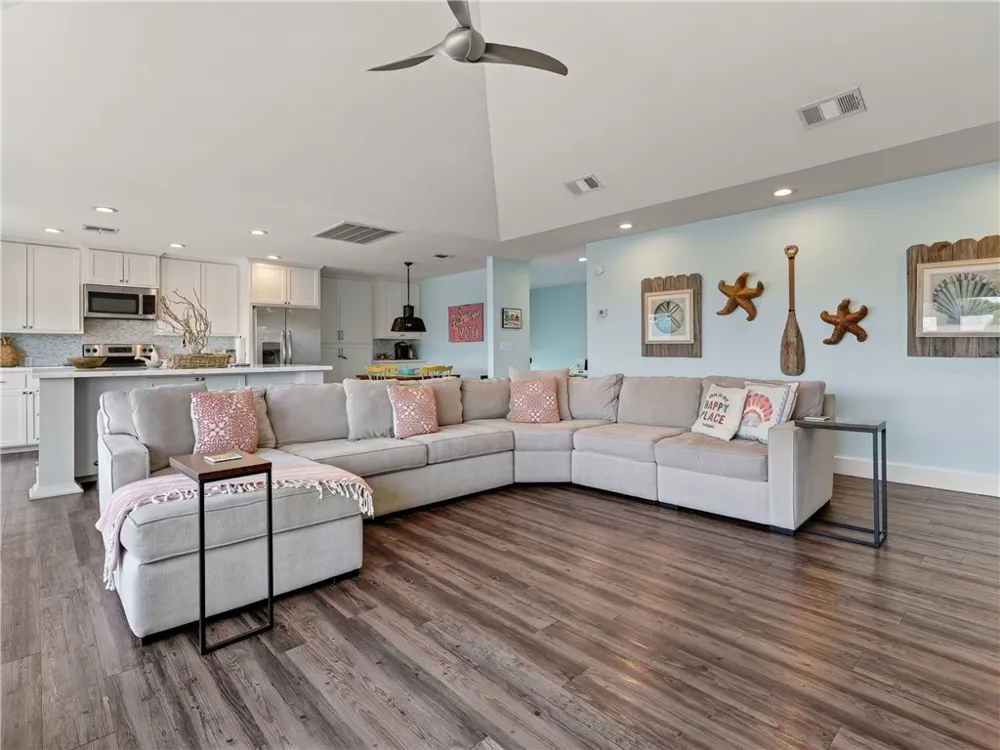 20 Flamingo Rockport, TX 78382
