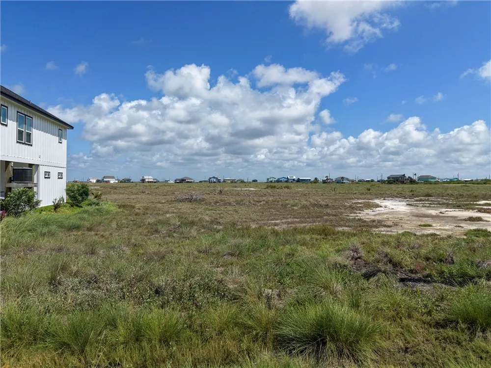 299 Kingfish Drive Rockport, TX 78382