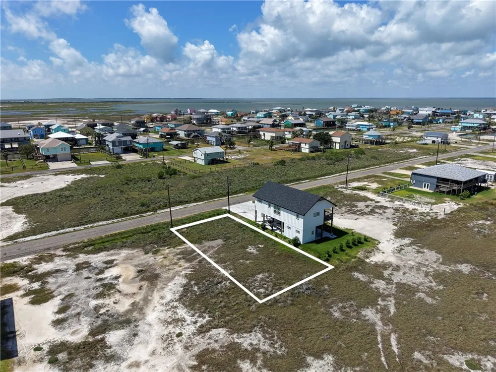 299 Kingfish Drive Rockport, TX 78382