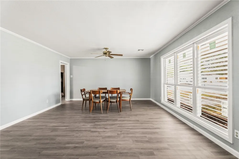 300 Hackberry Street Sinton, TX 78387