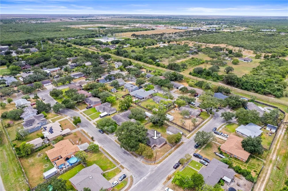 300 Hackberry Street Sinton, TX 78387