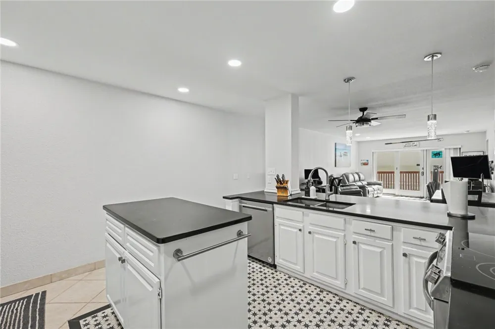5973 State Highway 361 #436 Port Aransas, TX 78373