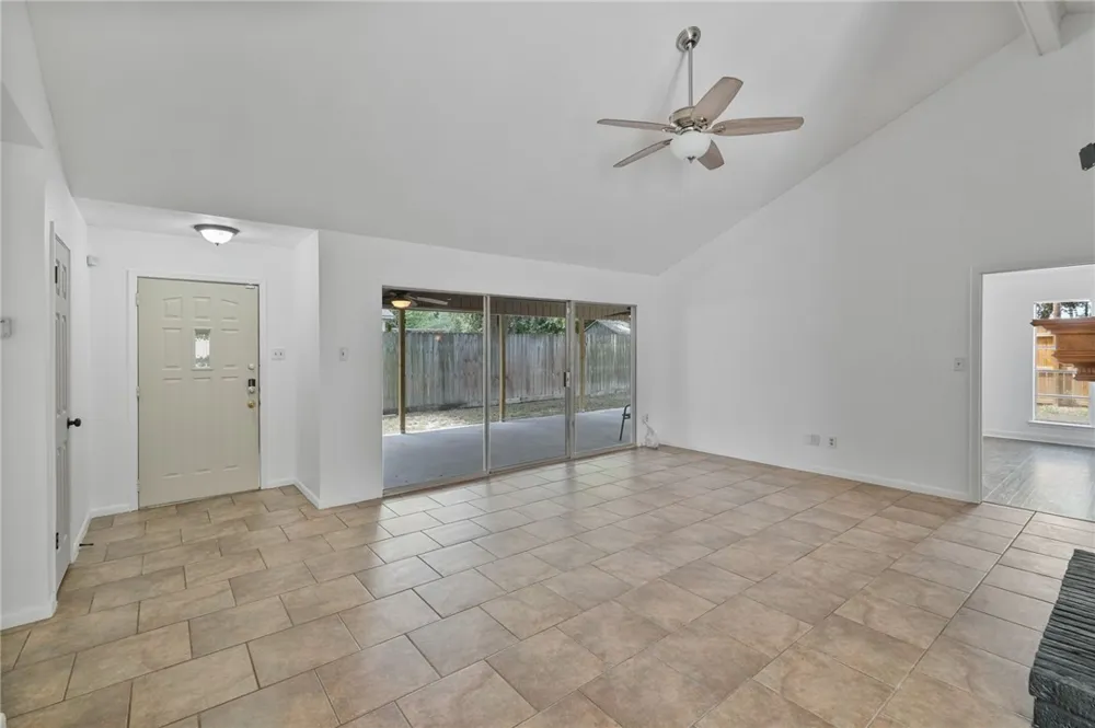 4217 Big Cyprus Corpus Christi, TX 78410
