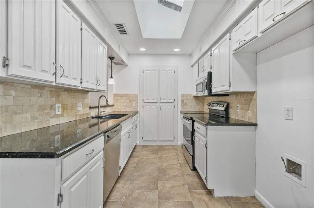 4217 Big Cyprus Corpus Christi, TX 78410