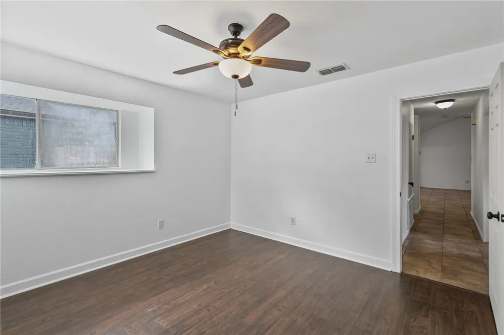 4217 Big Cyprus Corpus Christi, TX 78410
